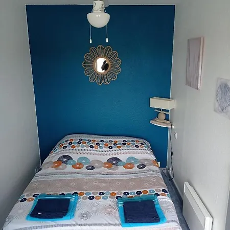 Le Calme Et La Luminosite Du Port Ideal Pour Un Bon Sejour Apartment *