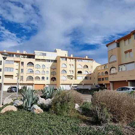 Le Calme Et La Luminosite Du Port Ideal Pour Un Bon Sejour Leucate